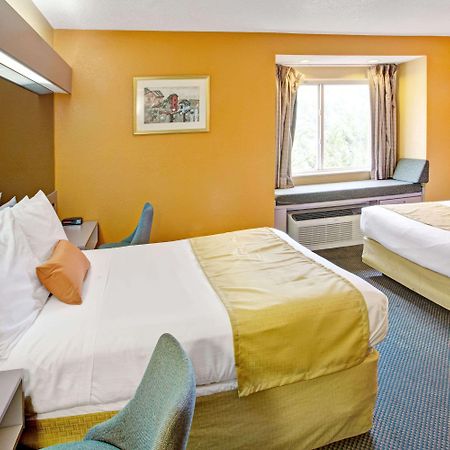 Microtel Inn & Suites By Wyndham Gatlinburg Luaran gambar
