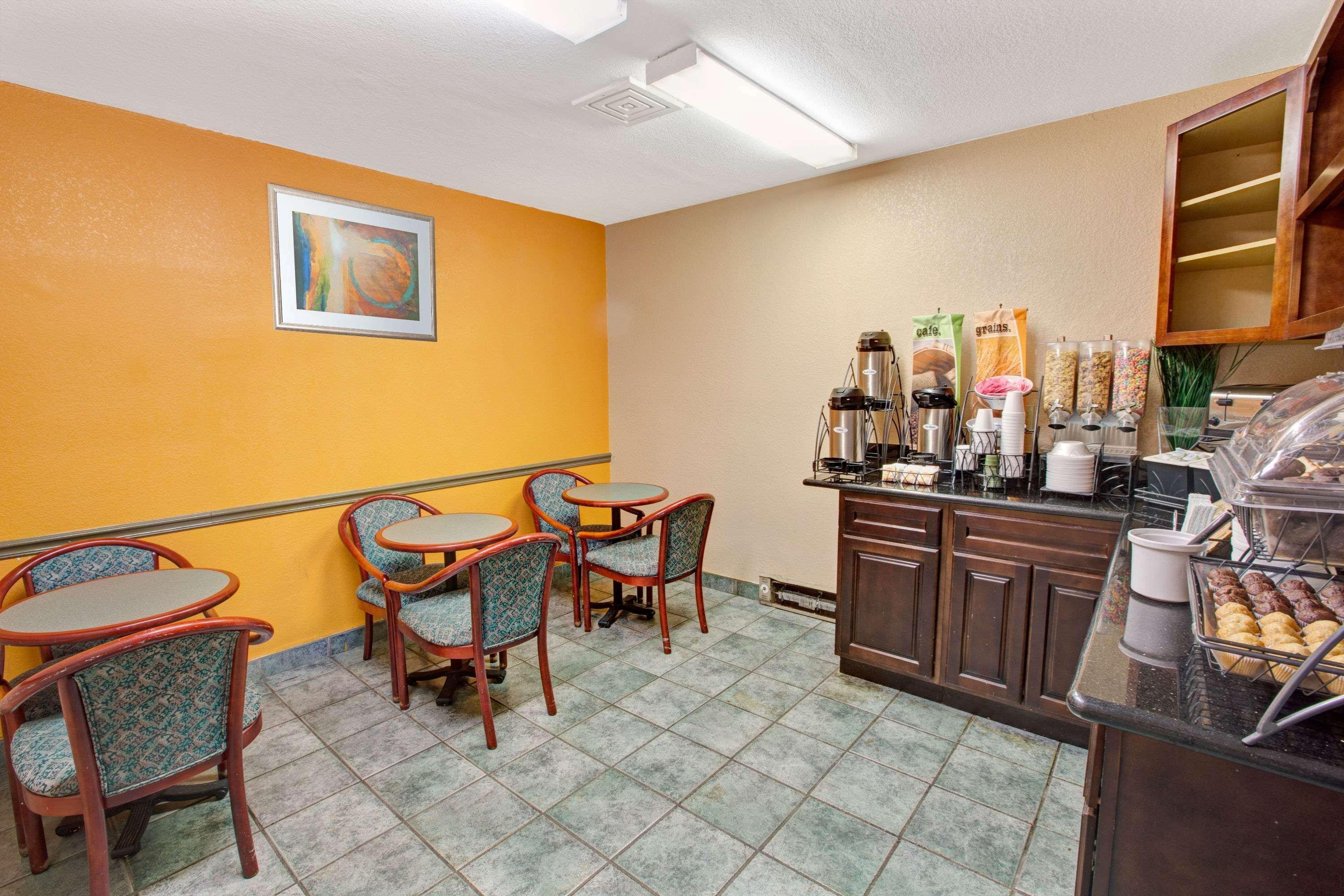 Microtel Inn & Suites By Wyndham Gatlinburg Luaran gambar