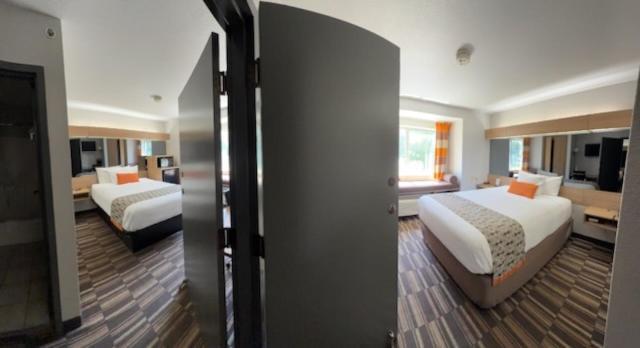 Microtel Inn & Suites By Wyndham Gatlinburg Luaran gambar