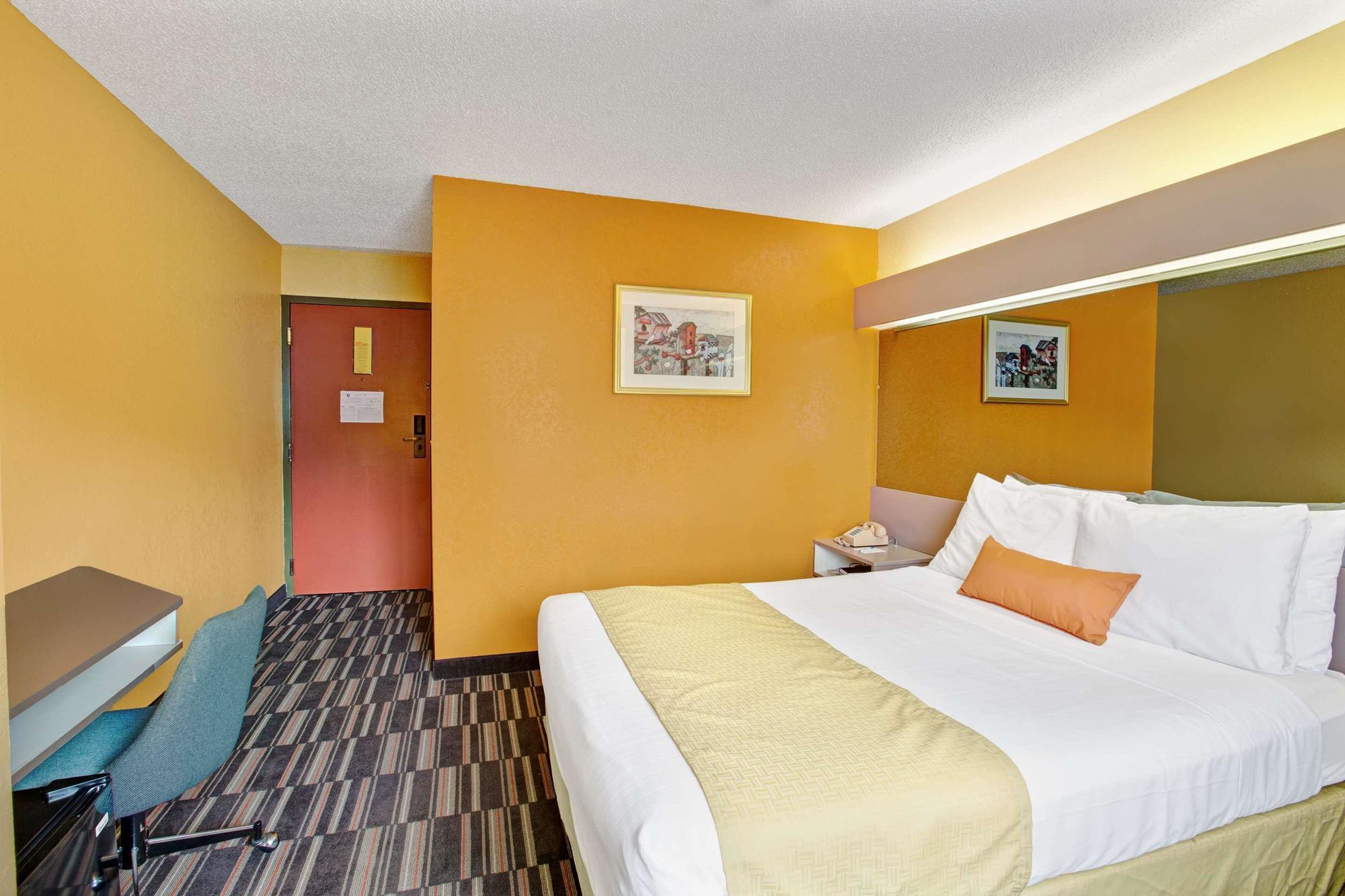 Microtel Inn & Suites By Wyndham Gatlinburg Luaran gambar