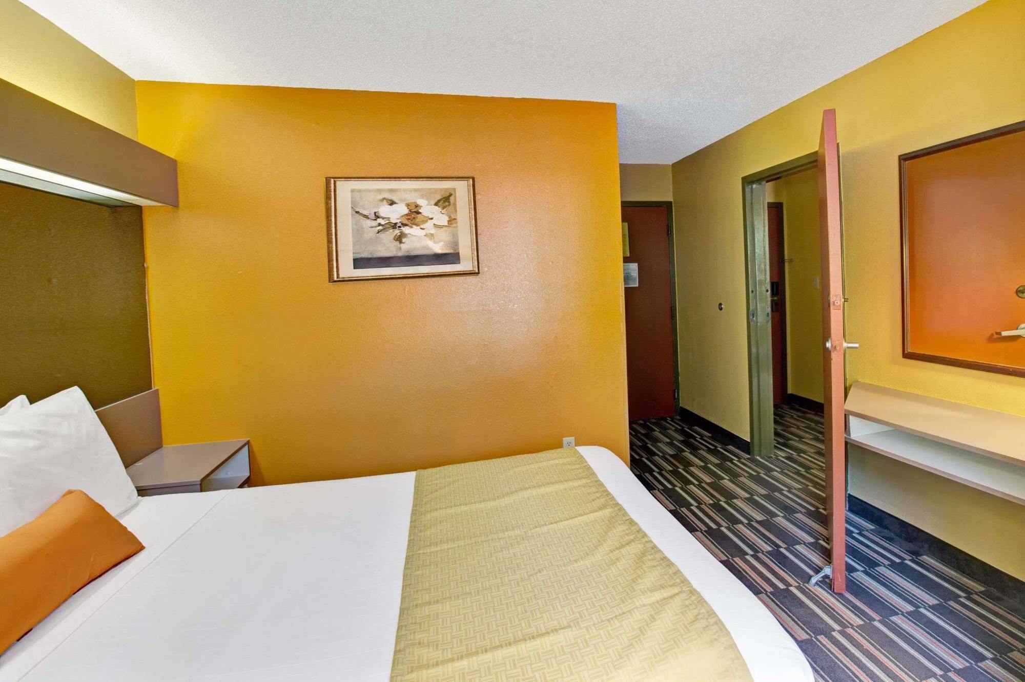 Microtel Inn & Suites By Wyndham Gatlinburg Luaran gambar